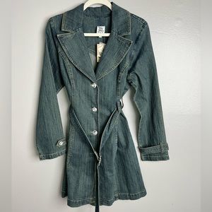 NWT Ivy Jane Gorgeous‎ Jean Jacket with Belt- Medium
